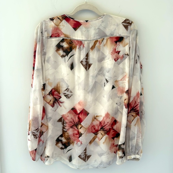 White House Black Market Pink, Brown and Cream Blouse size 4 - Picture 3 of 7